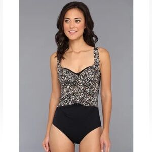 Badgley Mischka Zara‎ Adjustable Draped Maillot One Piece Swimsuit Tummy Control